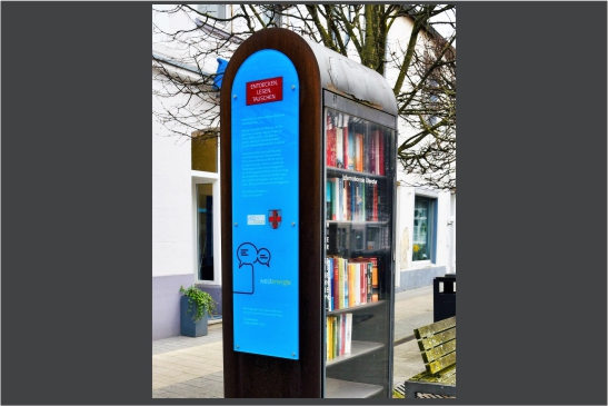 Ein Bild des Bücherregals
