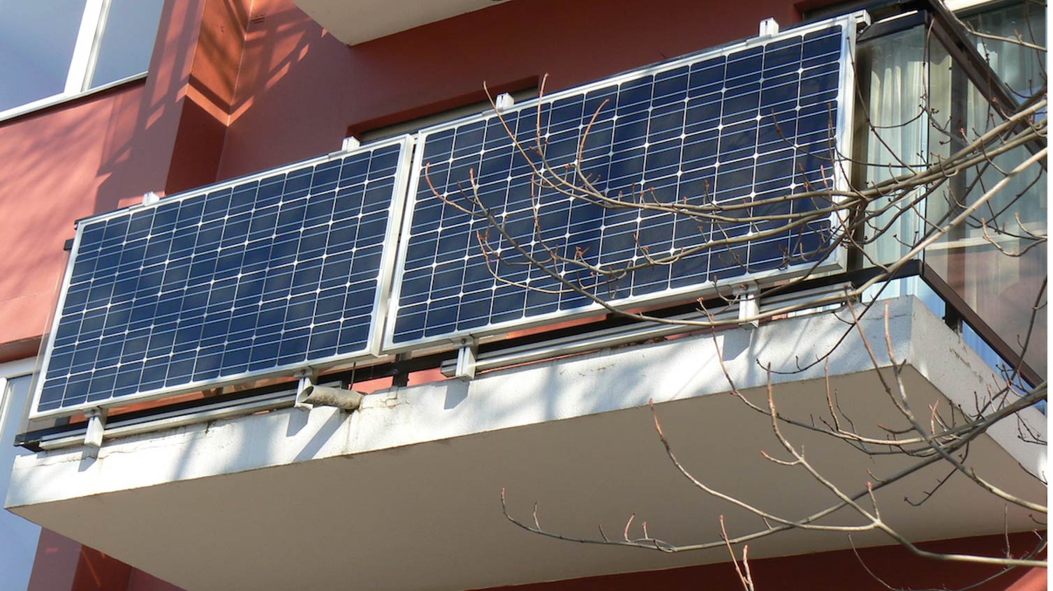 stadt rheinberg naturlich niederrheinisch forderung von stecker solargeraten bzw balkon solarmodulen in rheinberg fur mieter innen und mehrfamilienhauser in rheinberg