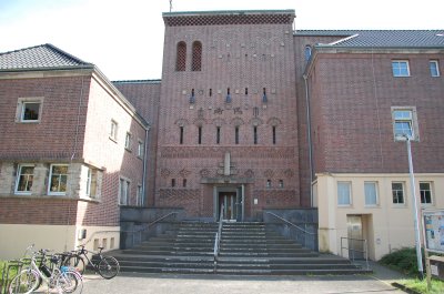 Foto Haupteingang Stadtbibliothek